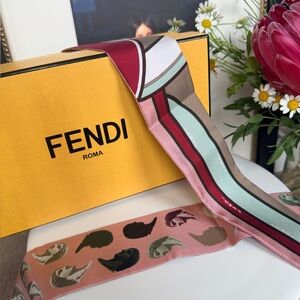 NEW! FENDI Twilly